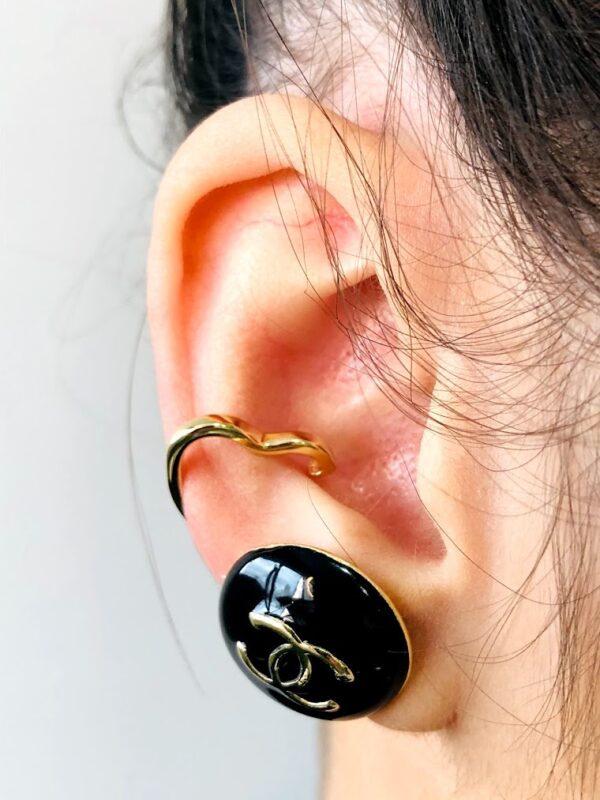 Piercing Fake Dourado Coração Vazado - Image 2