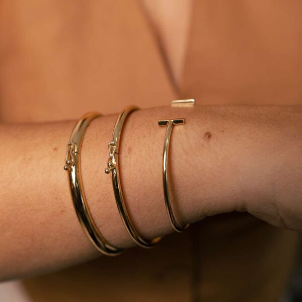 Bracelete Dourado Simples Fino - Image 3