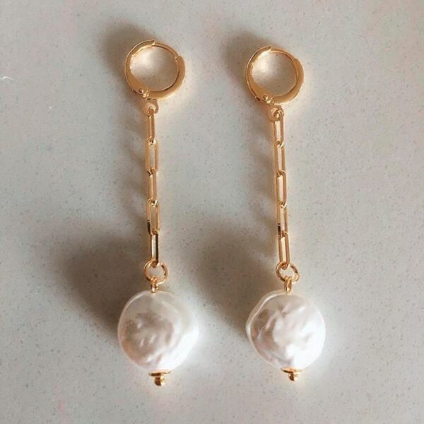 Brinco Dourado Argola Pérola Agua Doce Penduradinho