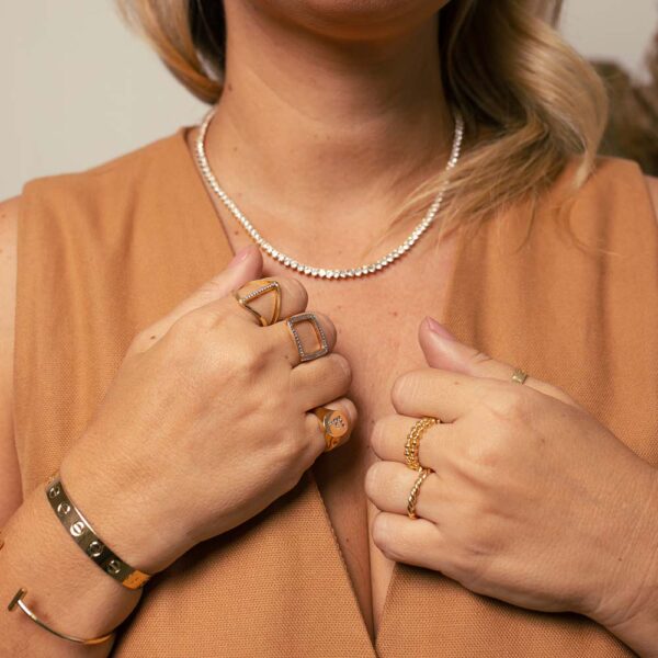 Anel Dourado Bolinhas Liso - Image 4