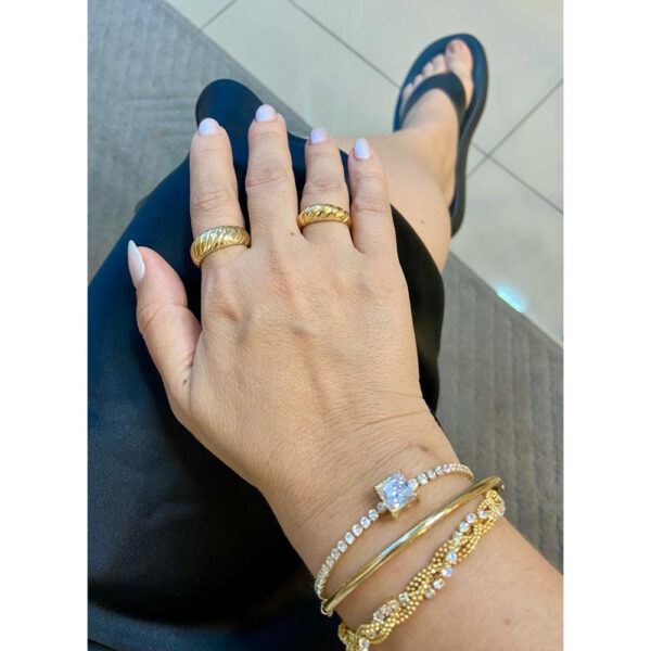 Pulseira Dourada Trançada Bolinhas Riviera - Image 2